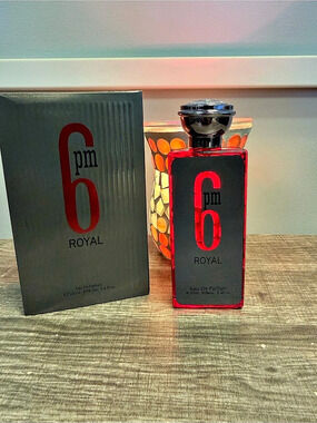 Secret Plus pm b6 Royal Red & Black NWT